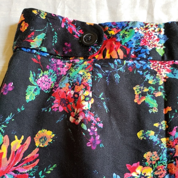 Laundry by Shelli Segal black floral skirt - Picture 2 of 6